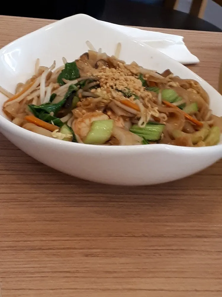 Pâtes de Riz Au Poulet